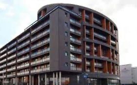 O2 Excel City Airport Apartment